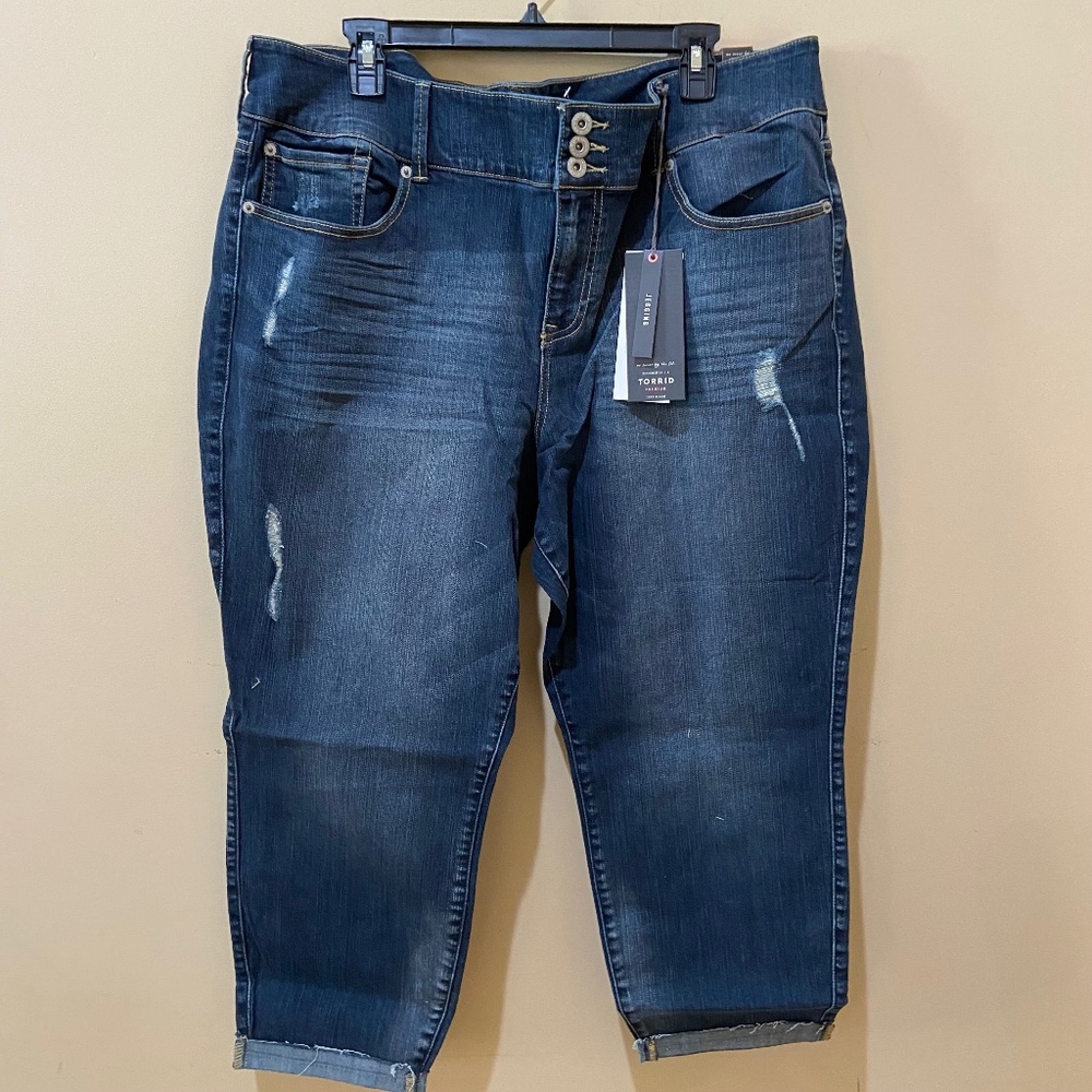 Torrid Premium Stretch Jeans Plus Size Skinny Fit Stretchy Blue Jeggings 24 NEW